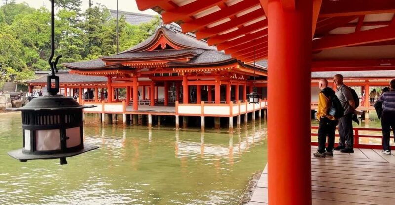 hiroshima-explore-miyajima-private-customized-tour-w-local