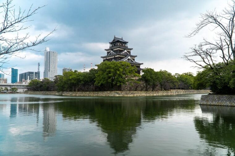 hiroshima-history-and-hidden-gems-tour