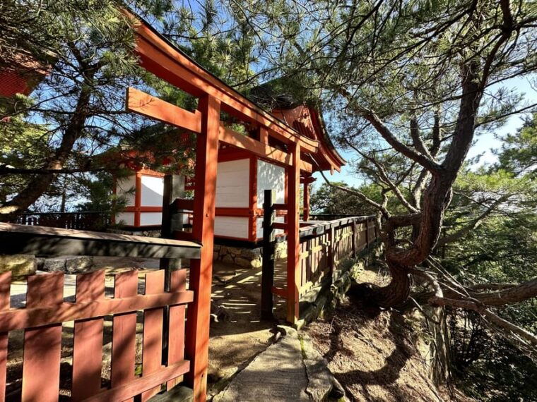 hiroshima-miyajima-half-day-historical-walking-tour