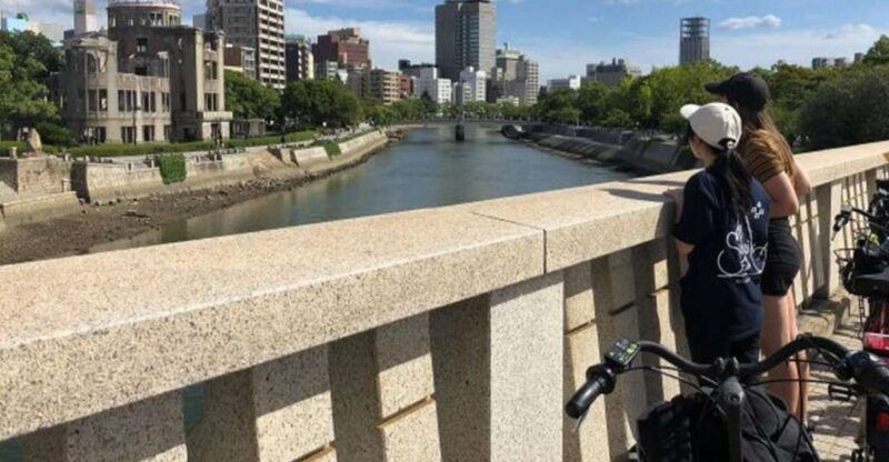 hiroshima-peace-cycling-tour-with-local-guide