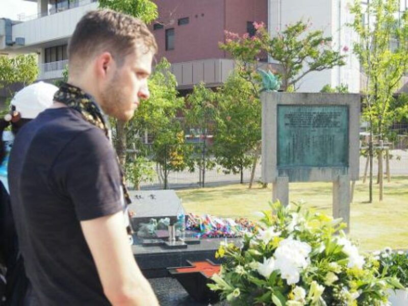 hiroshima-peace-cycling-tour-with-local-guide