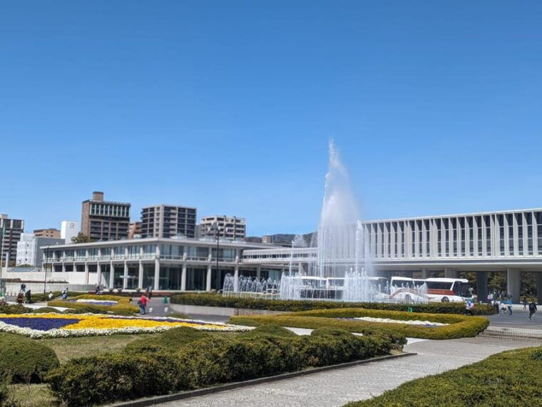 hiroshima-peace-memorial-and-atomic-bomb-dome-private-tour