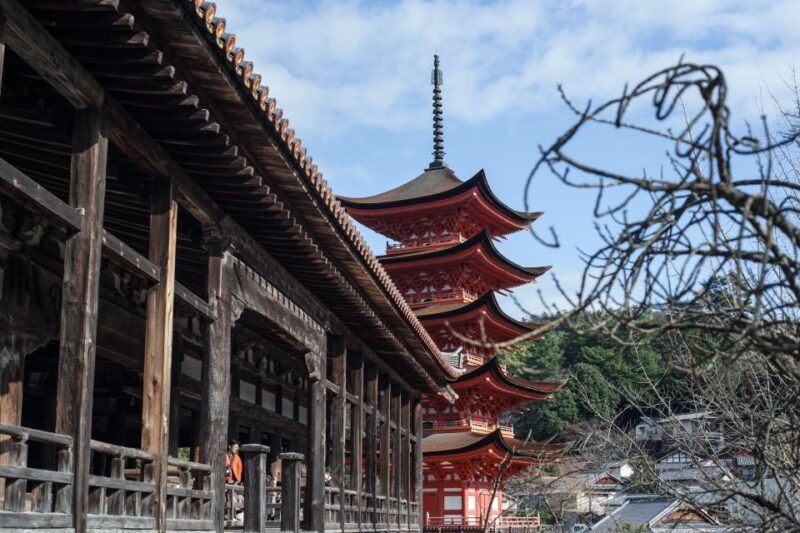 hiroshima-peace-memorial-itsukushima-and-miyajima-tour