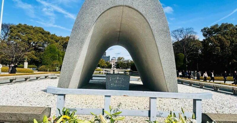 hiroshima-private-city-highlights-walking-tour
