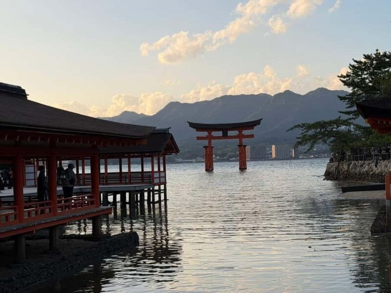 Hiroshima: Private Customized English Tour Hotel Pickup - An In-Depth Look at the Hiroshima Private Tour