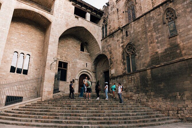 HistARy: Guided tour of the Gothic Quarter with Augmented Reality - The Sum Up: Is It Worth It?