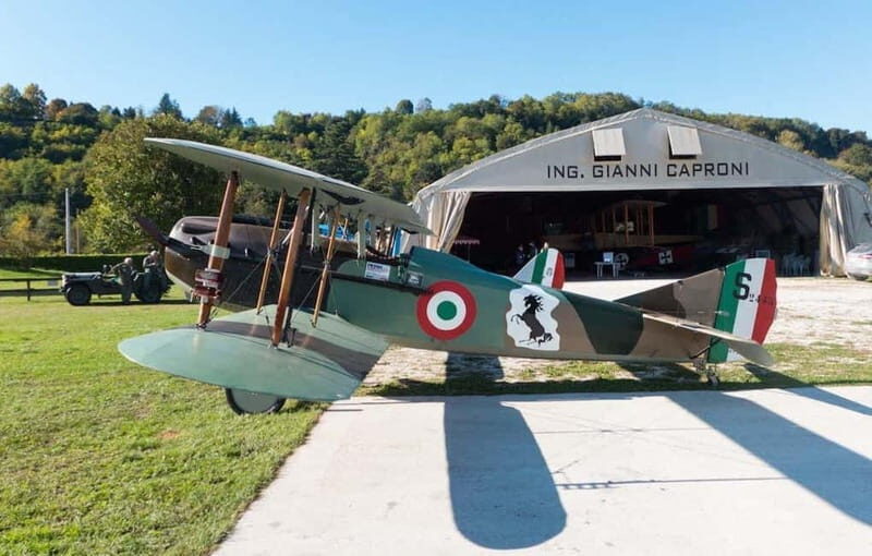 Historic aircraft demonstration flight - The Itinerary: What You Can Expect
