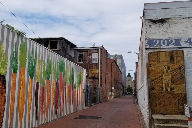 historic-alleyways-guided-walking-tour-of-washington-dc-2