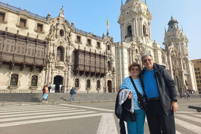 historic-center-of-lima-including-catacombs-and-pisco-tasting