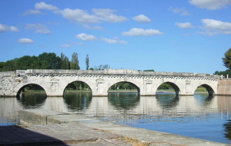 Historic center of Rimini: walking tour with Brazilian guide - Key Points