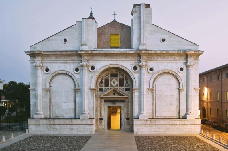 Historic center of Rimini: walking tour with Brazilian guide - FAQ
