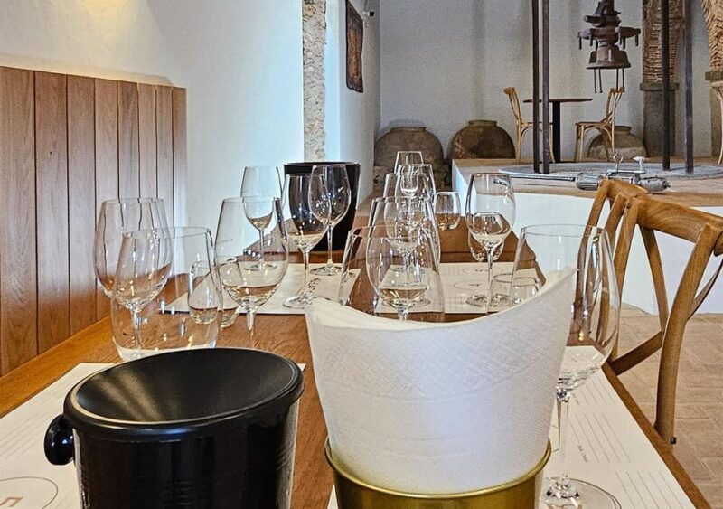 historic-centre-wine-tasting