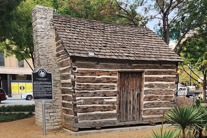 historic-dallas-downtown-solo-self-guided-walking-tour