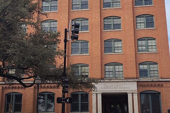 historic-dallas-downtown-solo-self-guided-walking-tour
