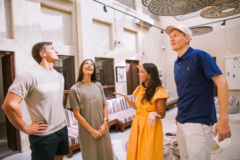 Historic Forts, Boats and Pearls of Old Dubai Walking Tour - Key Points