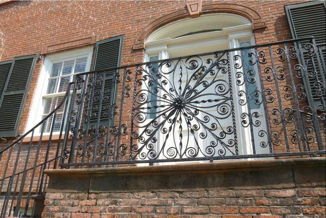 historic-homes-of-savannah-guided-walking-tour