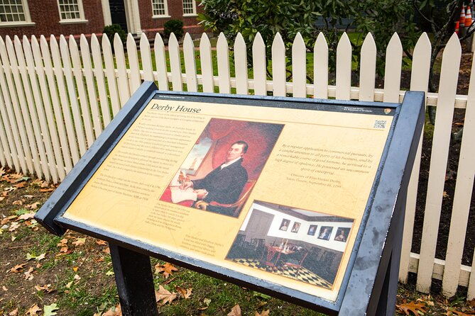 historic-overview-of-salem-walking-tour
