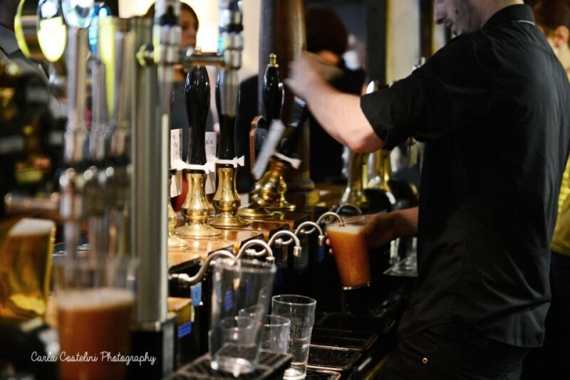 Historic pub tour with Brazilian guide (in Portuguese) - Practical Details and Value