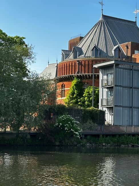 Historic Walk Around Stratford Upon Avon - Tustins Tours - FAQs