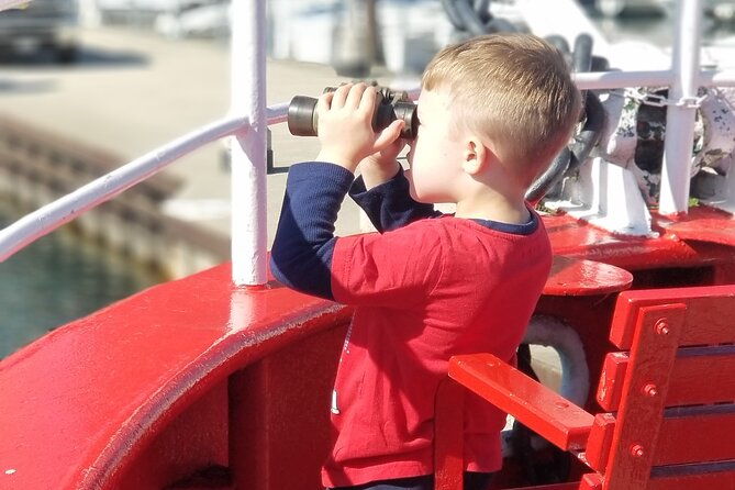 historical-and-architectural-chicago-fireboat-river-lake-cruise-2