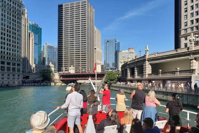 historical-and-architectural-chicago-fireboat-river-lake-cruise