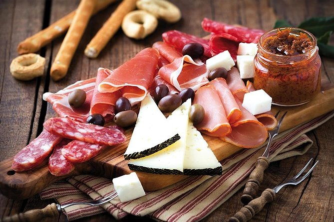 historical-and-gastronomic-tour-from-naples