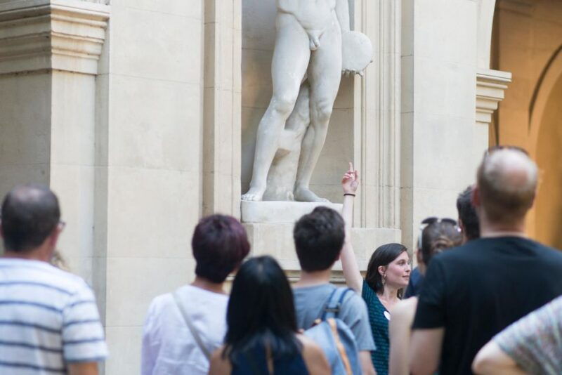 historical-and-naughty-tour-of-lyon-3