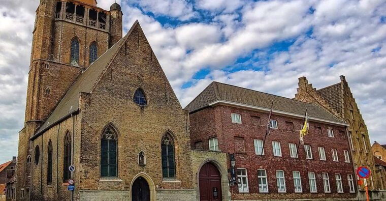 historical-bruges-jerusalem-chapel-and-univ-of-commerce