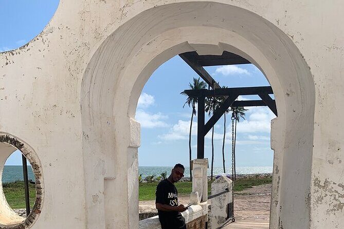 Historical Day Tour to Cape Coast, Elmina and Kakum - The Experience Beyond History