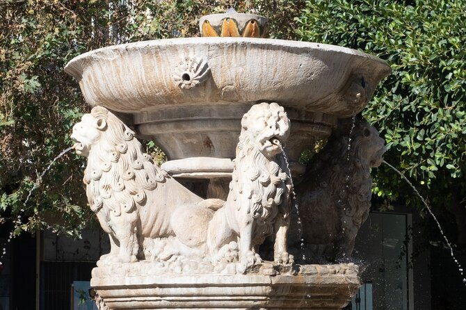 historical-heraklion-city-tour-with-knossos-palace-old-market