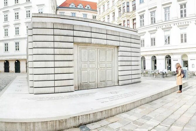 historical-hitler-walking-tour-of-vienna