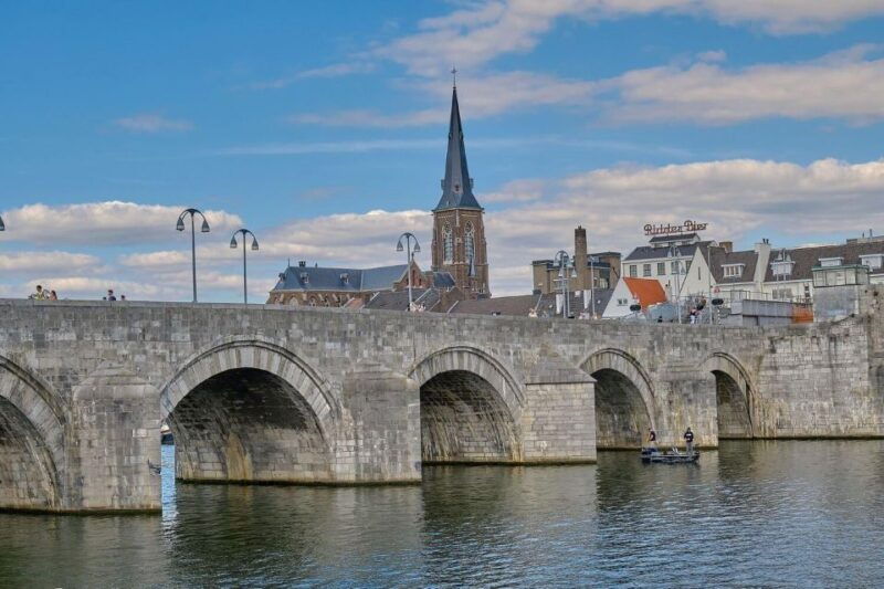 historical-maastricht-private-tour-with-local-guide-2