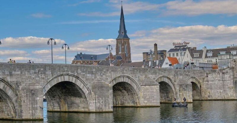 historical-maastricht-private-tour-with-local-guide-2
