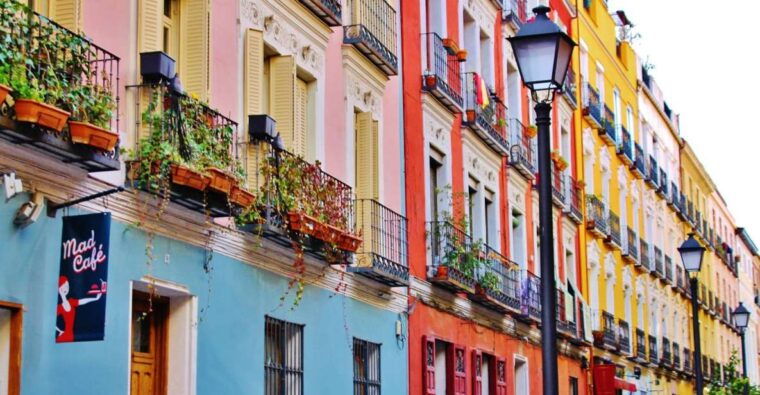 historical-madrid-in-french-in-small-committee-in-private