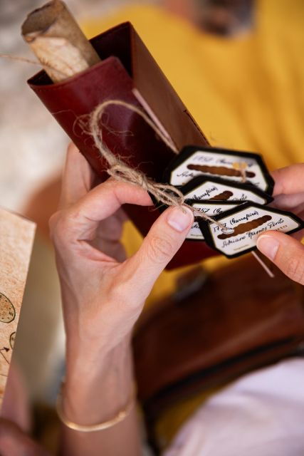 historical-outdoor-game-in-lisbon-the-cryptex-of-pombal