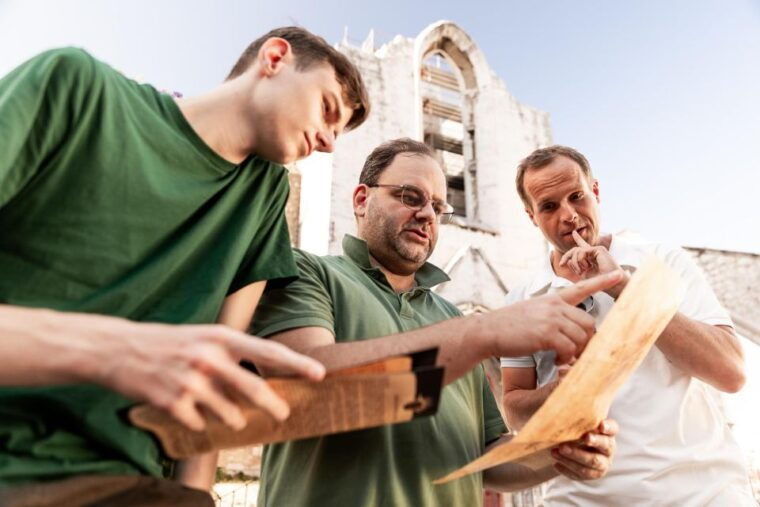 historical-outdoor-game-in-lisbon-the-cryptex-of-pombal