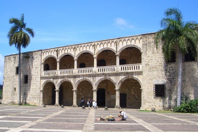 historical-tour-in-the-colonial-city-of-santo-domingo