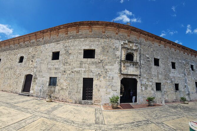 historical-tour-in-the-colonial-city-of-santo-domingo