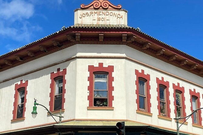 historical-tour-of-downtown-honolulu-in-red-light-district