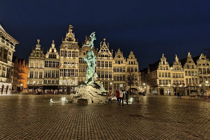 Historical Walking Tour in Antwerp Old City - Medieval Marvels: Het Steen & Museum Vleeshuis