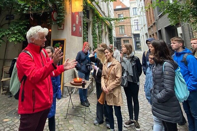 historical-walking-tour-legends-of-antwerp