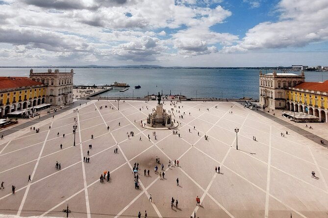 historical-walking-tour-of-lisbon-2