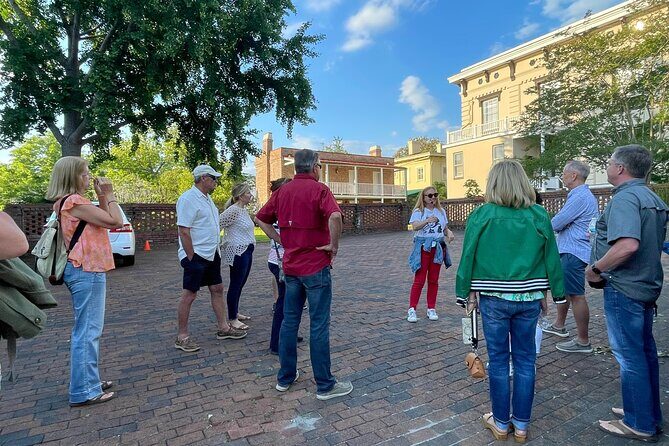 History and Architecture Walking Tour - Frequently Asked Questions