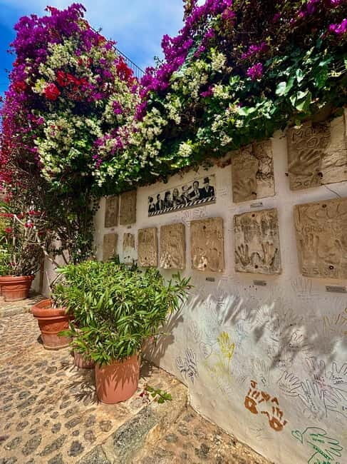 History and Relax in Ibiza: Dalt Vila, Cala Bassa and Can Soleil - Sunset at Es Vedrà: A Magical Finale