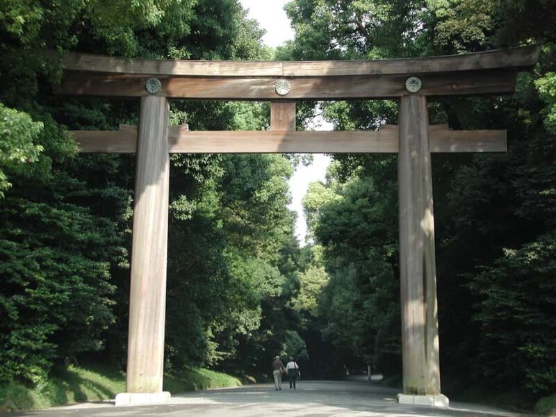 History and serenity at Meiji Shrine and Yoyogi Park  Walking Tour - Key Points