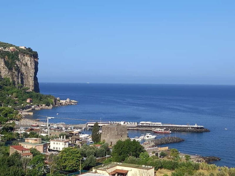 History and tasting of Neapolitan cuisine on the sea terrace - The Views and Atmosphere