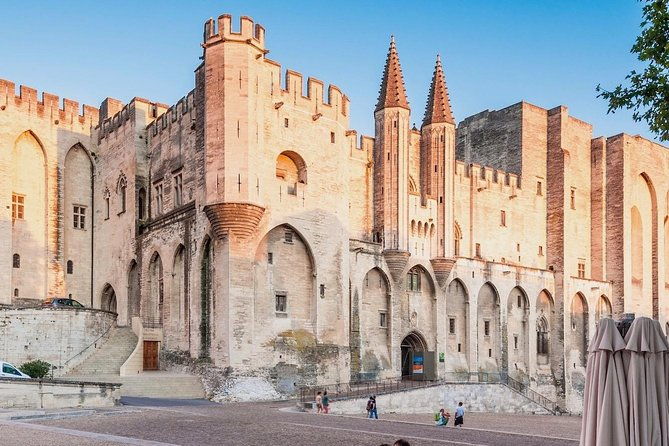 history-and-van-gogh-in-provence-from-aix-en-provence