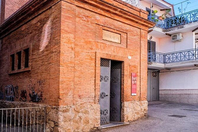 history-local-wines-amphitheater-mitrium-and-winery-visit