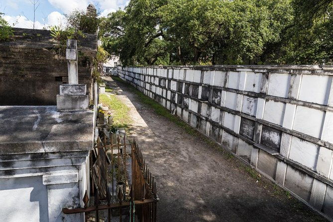 history-of-new-orleans-private-driving-walking-tour