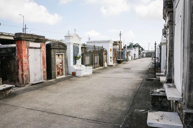 history-of-new-orleans-private-driving-walking-tour